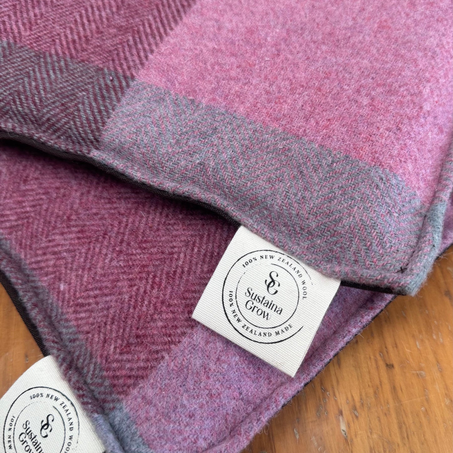 The Wool Kneeling Pad