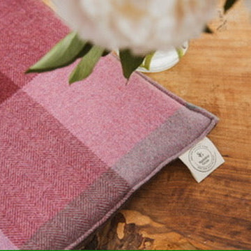Pink Checked wool kneeling pad 