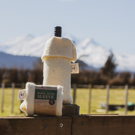 wool packaging sleeve for wine 